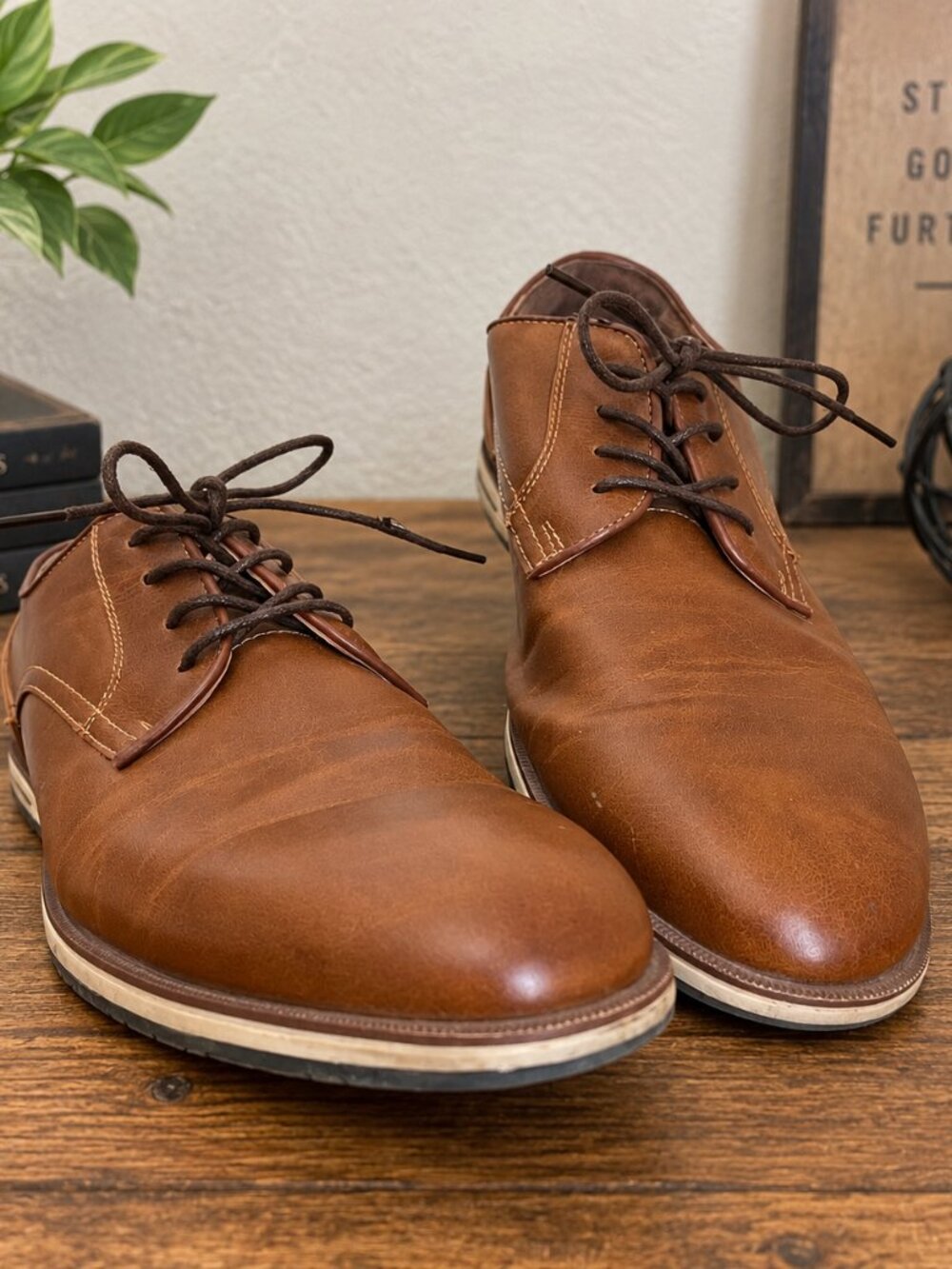 GUESS Men’s Brown Oxford Dress Shoes Size 12M Faux Leather Lace Up